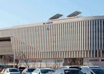 South Korean ministries initiate a 1.2 trillion won R&D project to boost the country’s competitiveness in the medical device industry.