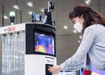 SK Telecom partners with Omron to introduce its autonomous COVID-19 quarantine robot.
