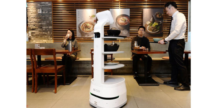 LG Electronics CLOi robot introduced last February.