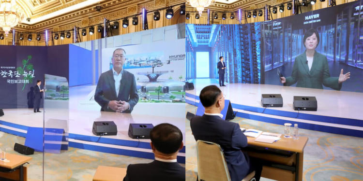 Leaders of Hyundai Motor Group and Naver presented their company visions during President Moon Jae-in's announcement of the "Korean New Deal." / photo credit to Yonhap