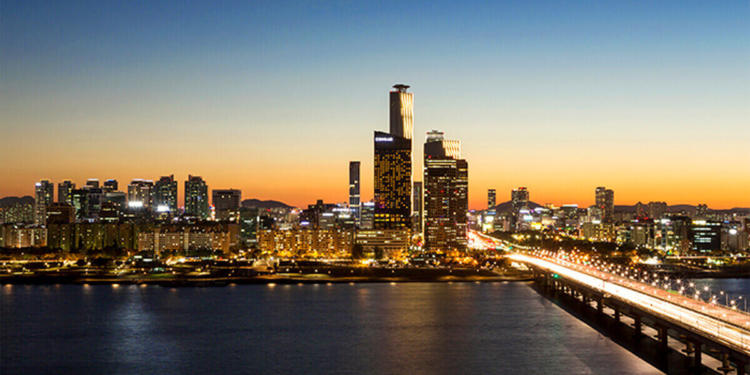 Having the right smartphone applications could make all the difference in experiencing Korea. Here are ten amazing apps that could make life so much easier.