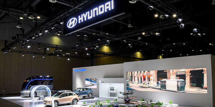 Hyundai Motor Group showcases hydrogen and mobility solutions at the first H2Mobility + Energy Show in Seoul.
