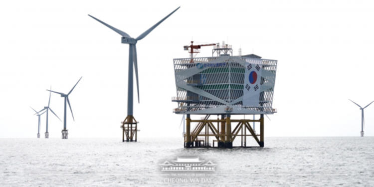 South Korea's Ministry of Trade, Industry, and Energy (MOTIE) agreed to support a 2.4 GW offshore wind farm in Southwestern North Jeolla Province.