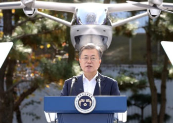 President Moon at Hyundai's Ulsan Plant
