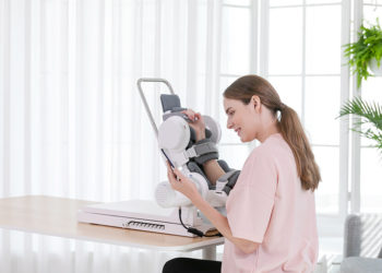 H Robotics Rebless receives CES 2021 Innovation Award in the Healthcare & Wellness. / photo courtesy of H Robotics