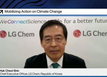 LG Chem's CEO Hak Cheol Shin promoting climate change responses and goals such as the 2050 Carbon Neutral Growth and the RE100 at the World Economic Forum/ photo taken from Wprld Economic Forum virtual conference