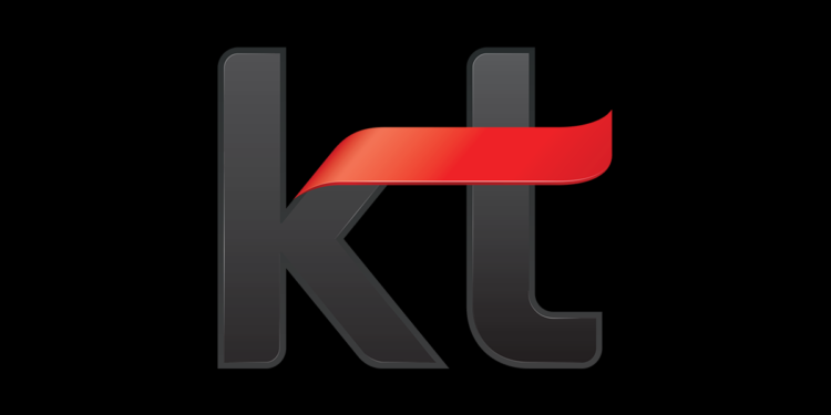 KT Corporation developed the new ‘quantum hybrid’ technology, which enables smartphones to apply quantum cryptography communication, enhancing cybersecurity solutions.