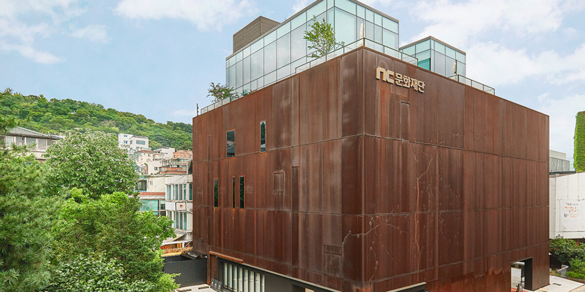 NCSoft establishes the ESG Management Committee to develop core management areas, becoming the first gaming company to employ ESG strategies. / photo courtesy of NCSoft