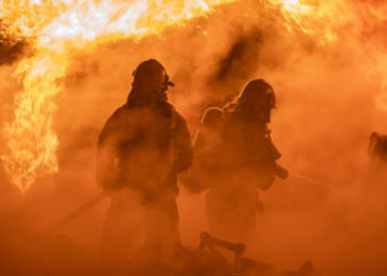 KT and Samsung Electronics established a public safety LTE network with nationwide coverage, improving South Korea’s real-time emergency response system. / photo courtesy of Samsung Electronics
