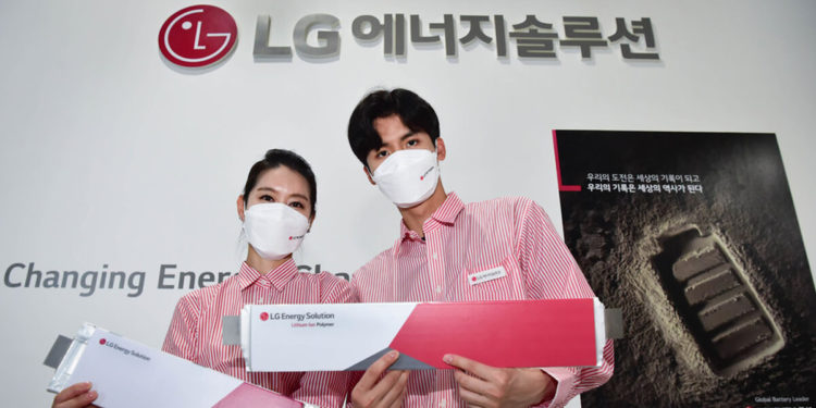 LG Energy Solution participates at the world-renowned battery technology exhibition InterBattery 2021, introducing the newest EV battery tech. / photo courtesy of LG Energy Solutions