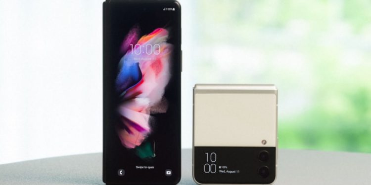 Samsung Suspends One UI 4 Update for Galaxy Z Fold 3, Galaxy Z Flip 3