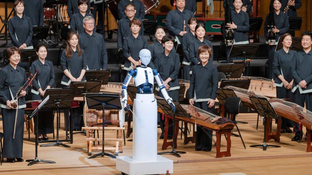 EveR 6: South Korea's First Robot Conductor Debutes At Seoul