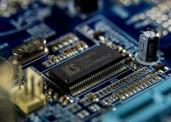 South Korea’s Semiconductor Giants Lead Amidst Tech Sector Shifts: A Look Back at 2023