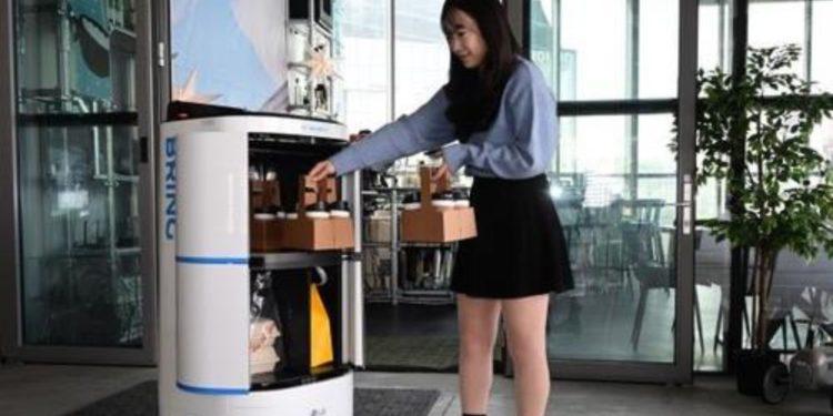 LG and Kakao Mobility Collaborate for Robot Last-Mile Delivery