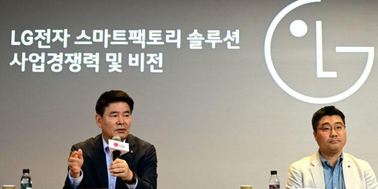 LG Electronics Enters Smart Factory Market with $725 Million Sales Goal by 2030
