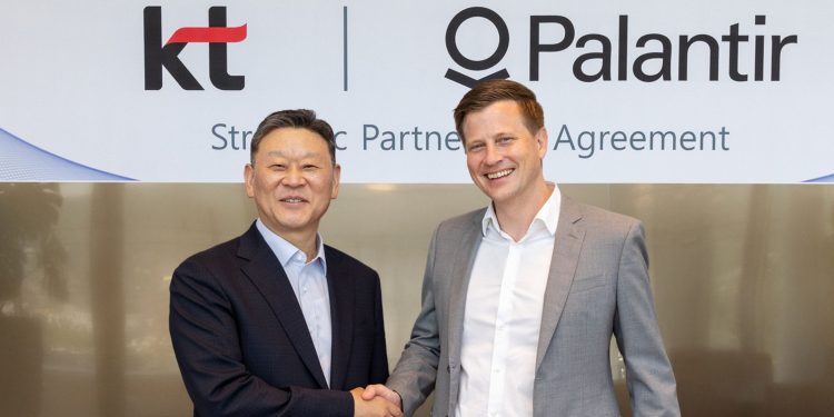 KT Partners with Palantir to Roll Out AI Solutions Across Finance, Telecom, and More