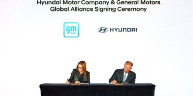 Hyundai, GM to Launch Pickups, EV Van and More Under 2028 Partnership