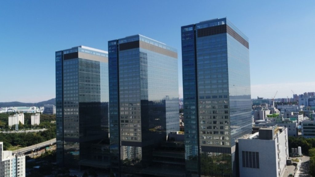 Samsung and OpenAI Forge Partner to Power Global AI Infrastructure