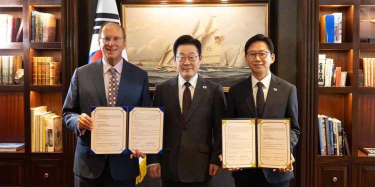 South Korea, BlackRock Team Up to Build Hyperscale AI Data Center Hub
